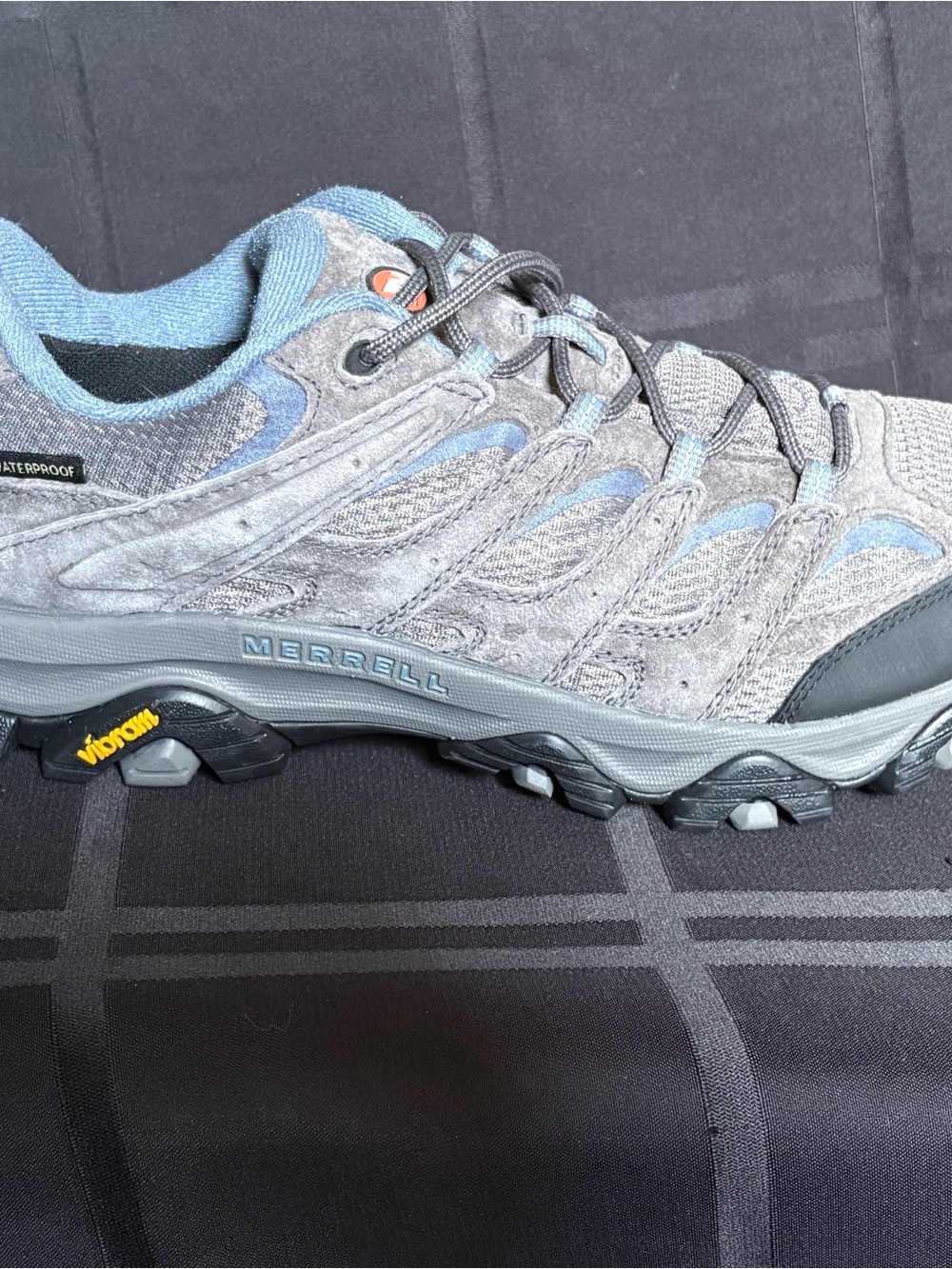 Merrell Women’s Moab 3 Vent Hiking Shoes Gray & Blue Size 12 Vibram Soles